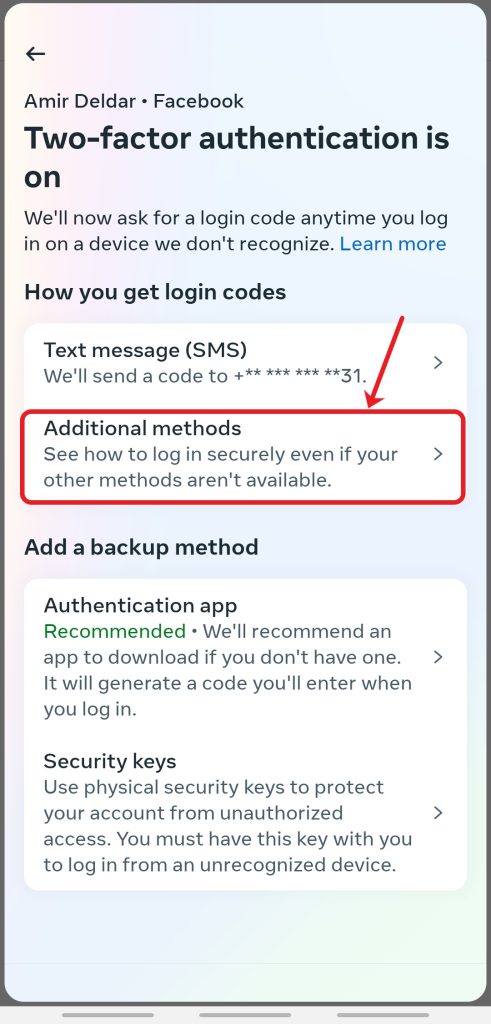 وش‌های اضافی تأیید دو مرحله‌ای فیسبوک شامل اپلیکیشن‌های احراز هویت و کدهای امنیتی